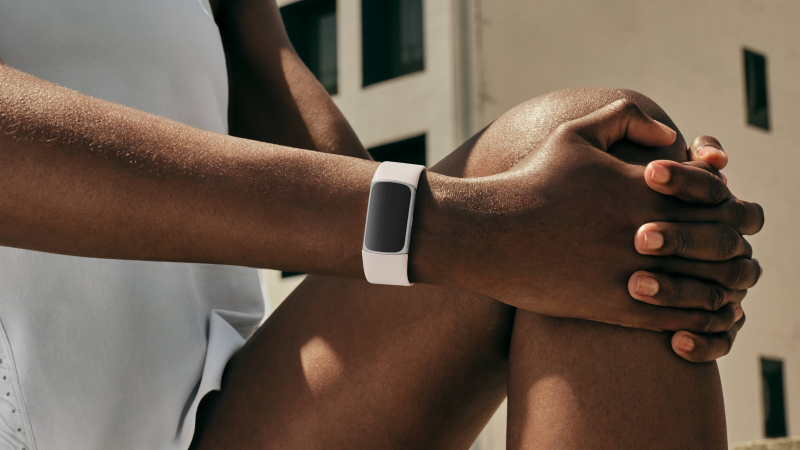 New Fitbit Charge 6: Compact Fitness Smartwatch